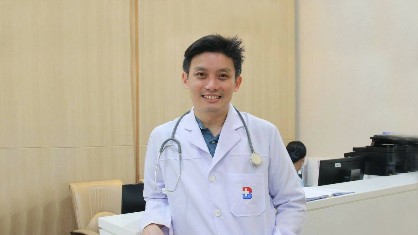คุณหมอวีระพันธ์ สุวรรณนามัย คุณหมอ Full-Time ที่ขอรับบทบาทการเป็น  Influencer ศาสตร์คู่ตรงข้าม แต่กลับรวมกันได้อย่างลงตัว - 9Conversations -  Online Media about Creators by Tellscore
